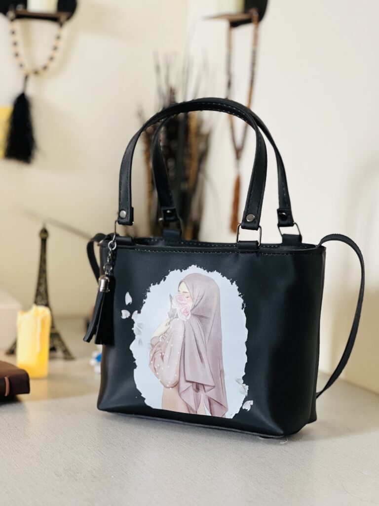 trendy mini handbag Pakistan